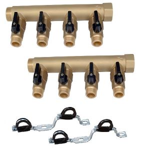 Kit composé de 2 Collecteurs 3/4 (20x27) avec 4 départs mâles 1/2 (15x21), vannes pré-montées et de 1 lot de 2 supports nourrice 3/4 (20x27) de chez AC-FIX. Pour la distribution de l'eau chaude et froide vers les différents équipements du logement (sanita