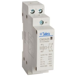 Contacteur de puissance 25A référence CM2A25 de la marque Solera. 2 contacts NO. Tension de la bobine 230 Vac. Appareillage modulaire pour une fixation sur rail Din 35 mm. Encombrement : 1 module.