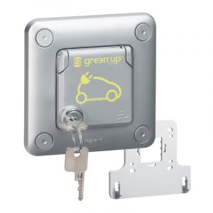 Prise encastrée avec volet verrouillé Green'Up Access pour véhicule électrique
