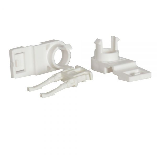 Kit charnières et gâche référence 980374 gamme Drivia de la marque Legrand. Pack composé de 2 charnières + 1 gâche. Pièces détachées compatibles avec les coffrets et les portes 13 et 18 modules Drivia.