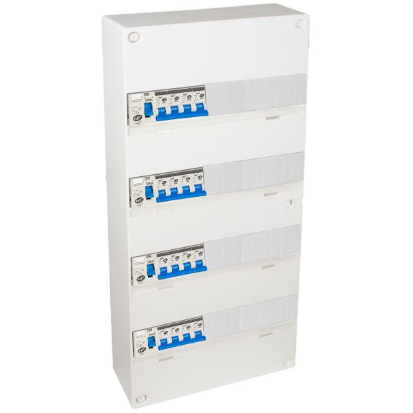 Tableau électrique équipé et précâblé référence GTL52C de la marque Solera. Coffret conçu pour 52 modules sur4 rangées. Eléments de protection avec les bornes à vis.