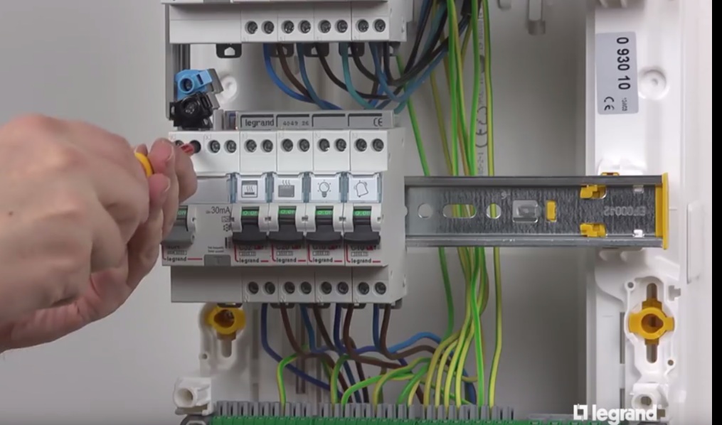 Extension de maison et tableau secondaire, comment faire ?