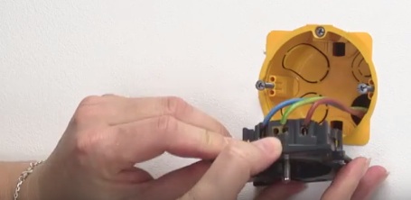 Ajouter une prise de courant supplémentaire...