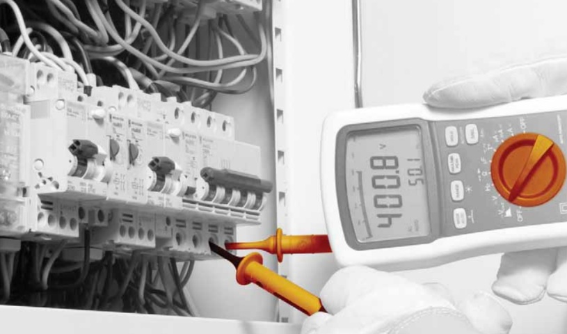 Comment se servir d&#039;un multimètre ?