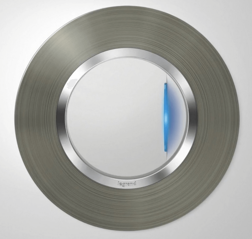 interrupteur dooxie lumineux avec plaque carré finition alu